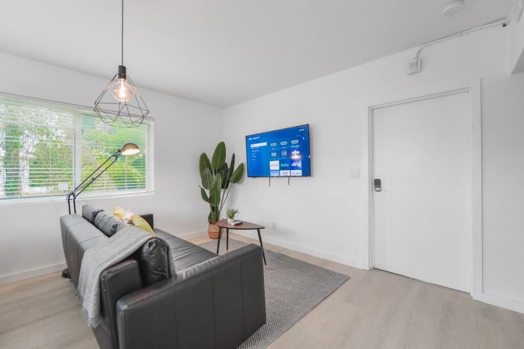 Beautiful Apt 2/2 Near The Beach Miami Eksteriør billede