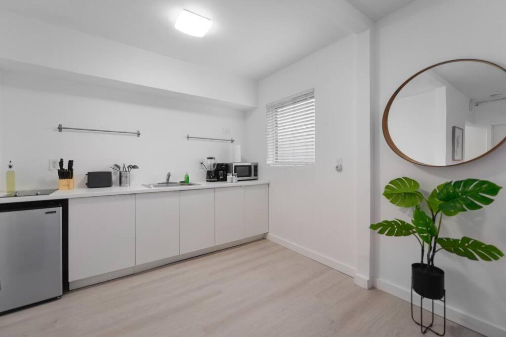 Beautiful Apt 2/2 Near The Beach Miami Eksteriør billede